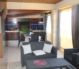  Maison � vendre 6 pi�ces 215 m�