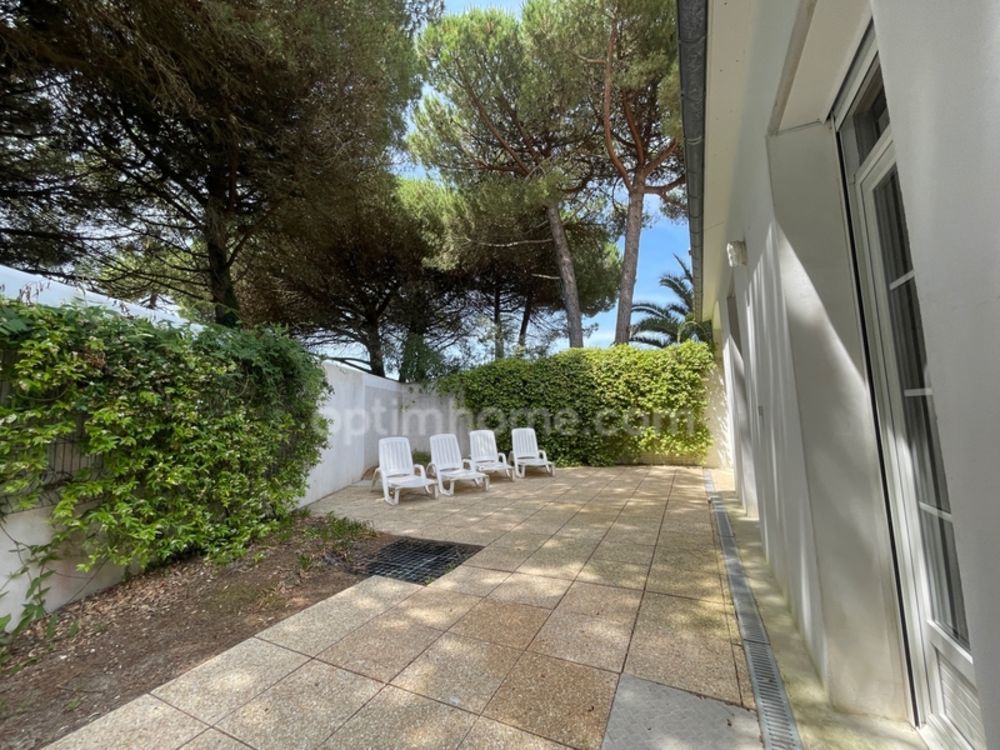 � vendre  Maison Le Bois-Plage-en-R� (17580)