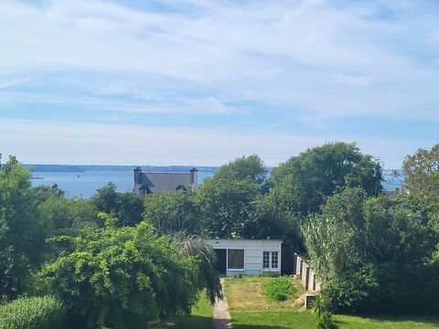   Maison � vendre 8 pi�ces LANVEOC (29) Maison - 8 pi�ce(s) - 134 m�