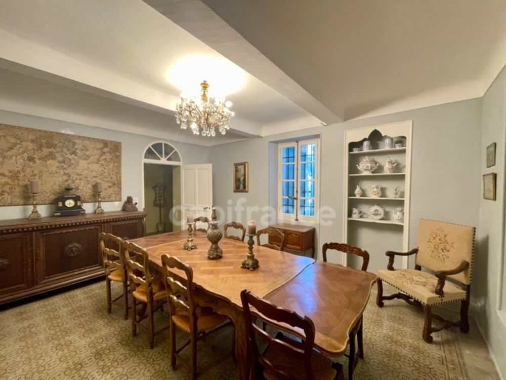 � vendre  Propri�t�/ch�teau Saint-Martin-de-Castillon (84750)