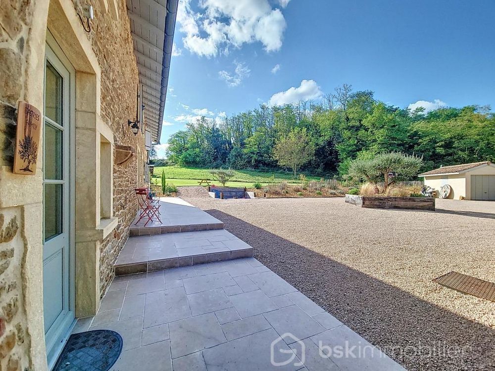 � vendre  Maison Moranc� (69480)