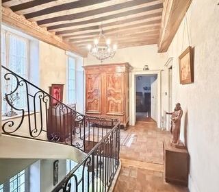  Propri�t�/ch�teau � vendre 10 pi�ces 252 m�