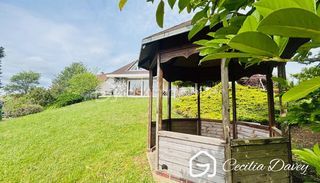  Villa � vendre 7 pi�ces 210 m�