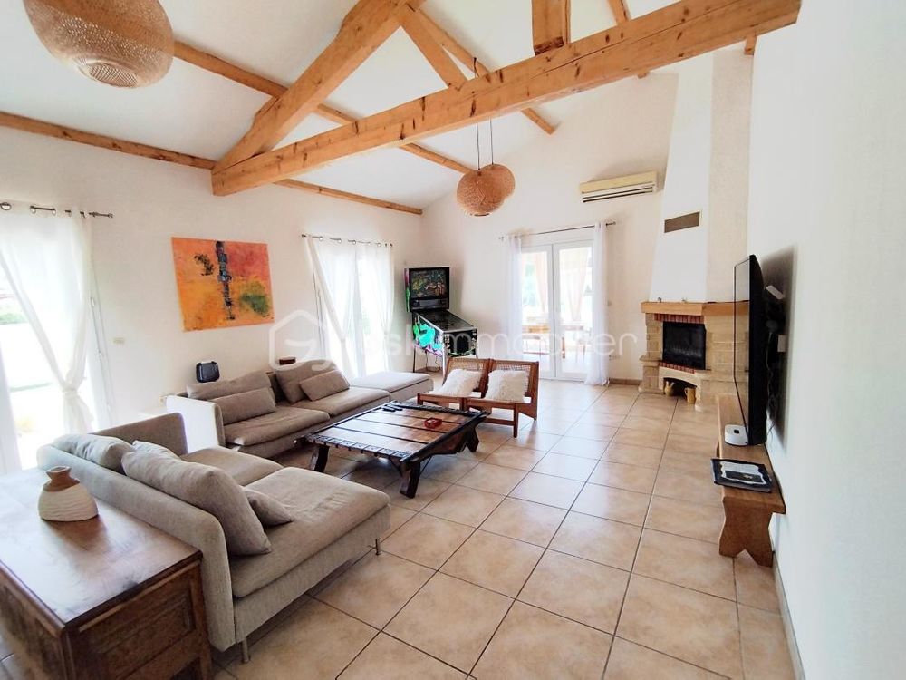 � vendre  Villa Plaissan (34230)