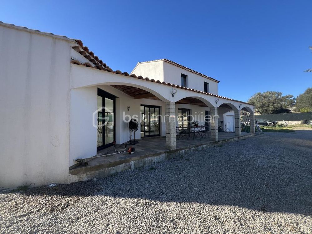 � vendre  Villa Saint-Mitre-les-Remparts (13920)