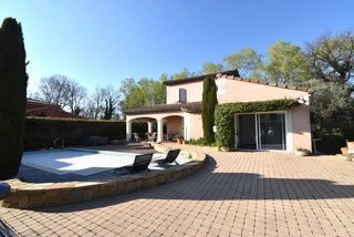  Villa � vendre 6 pi�ces 140 m�