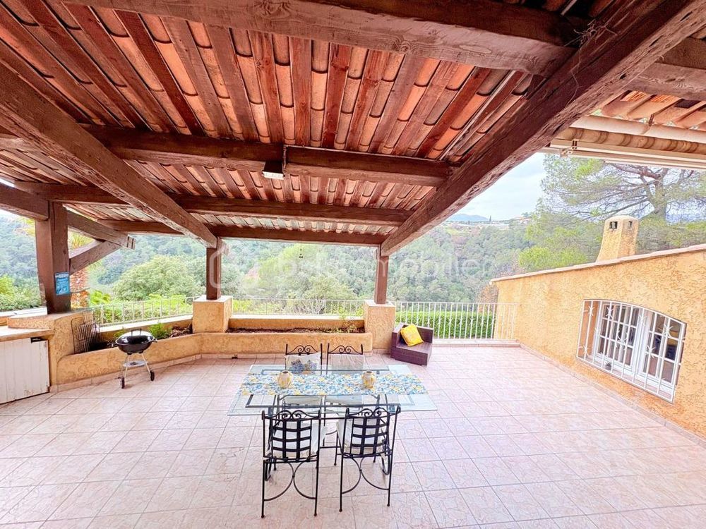 � vendre  Villa La Gaude (06610)