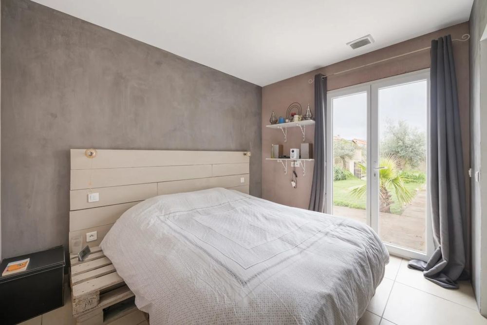 � vendre  Villa Villeveyrac (34560)