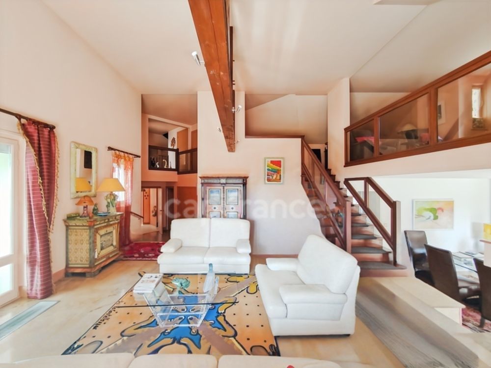 � vendre  Maison Givry (71640)