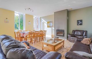  Propri�t�/ch�teau � vendre 15 + pi�ces 823 m�