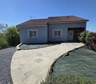  Maison � vendre 6 pi�ces 229 m�