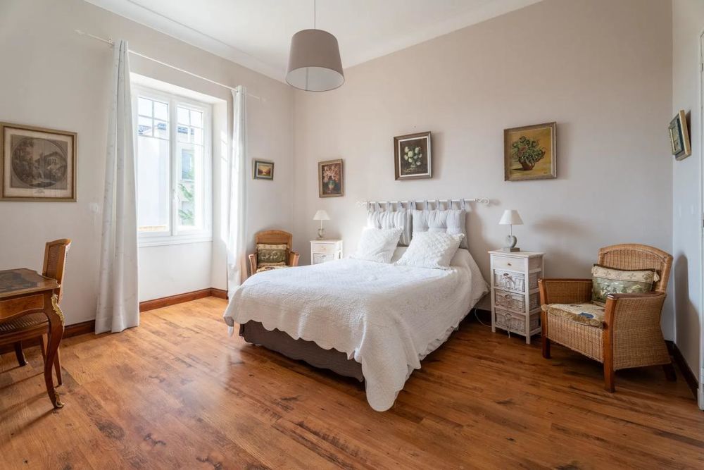 � vendre  Propri�t�/ch�teau Cenon (33150)