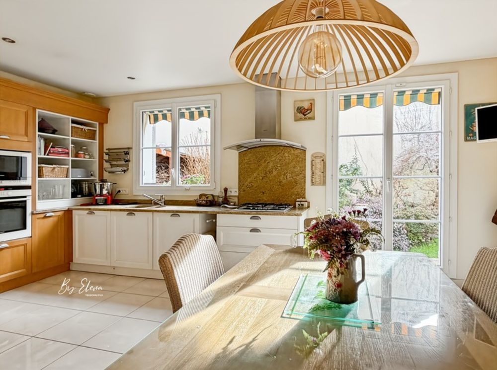 � vendre  Villa Bussy-Saint-Martin (77600)