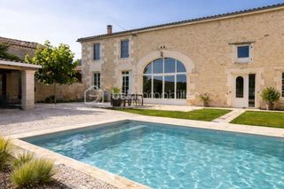  Maison � vendre 8 pi�ces 217 m�