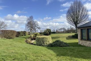  Propri�t�/ch�teau � vendre 10 pi�ces 310 m�