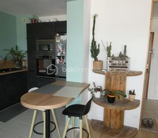  Appartement � vendre 4 pi�ces 84 m�