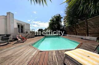  Maison � vendre 10 pi�ces 303 m�