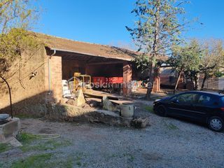  Immeuble � vendre 3 pi�ces 1071 m�