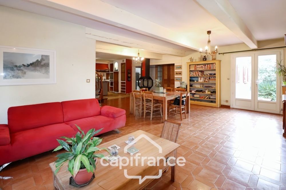 � vendre  Villa La Cadi�re-d'Azur (83740)