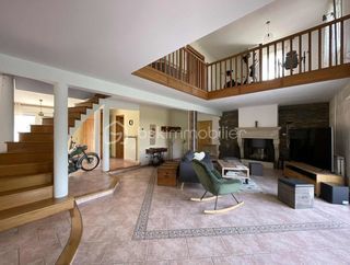  Maison � vendre 6 pi�ces 225 m�