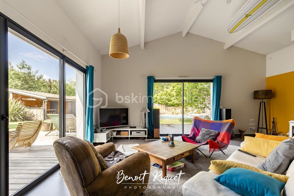 � vendre  Villa Lanton (33138)