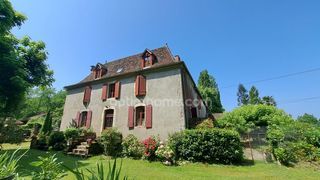  Maison � vendre 15 + pi�ces 495 m�