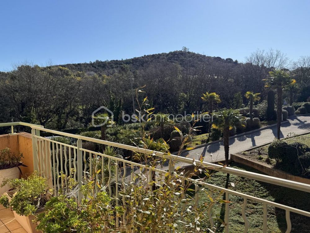 � vendre  Appartement La Croix-Valmer (83420)