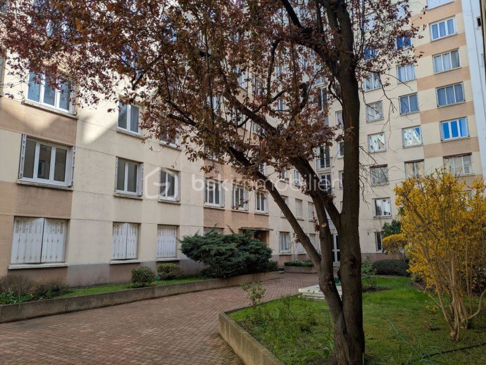 � vendre  Appartement Paris 18