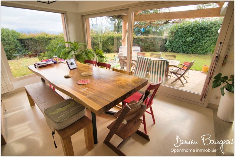 � vendre  Maison Grilly (01220)