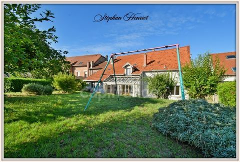   Maison � vendre 8 pi�ces MONTHOIS (08) Maison - 8 pi�ce(s) - 270 m�