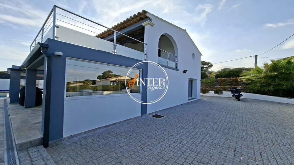 � vendre  Villa Roquebrune-sur-Argens (83520)