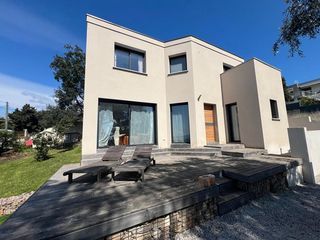  Villa � vendre 5 pi�ces 200 m�