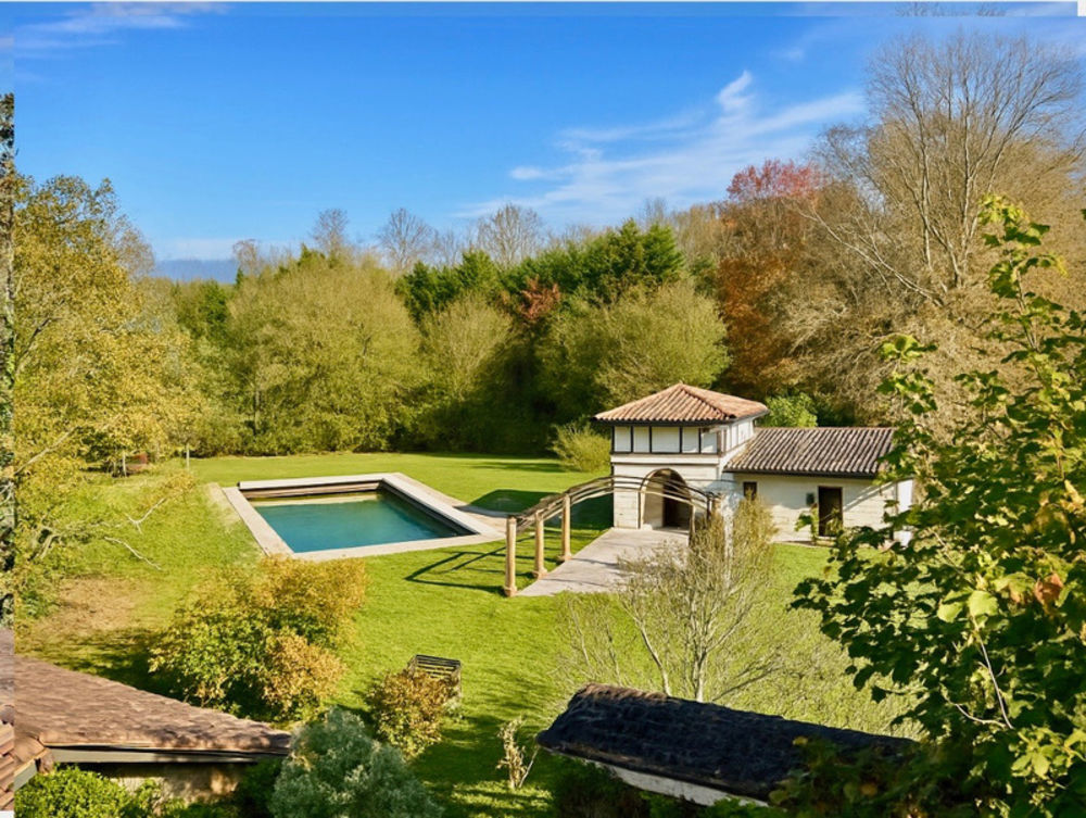� vendre  Propri�t�/ch�teau Saint-Martin-de-Seignanx (40390)