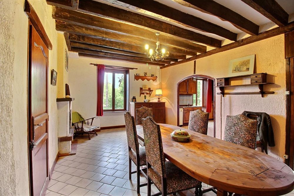 � vendre  Propri�t�/ch�teau Myennes (58440)