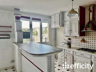  Appartement � vendre 3 pi�ces 84 m�