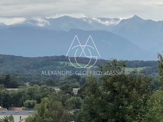  Propri�t�/ch�teau � vendre 15 + pi�ces 1050 m�