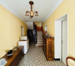  Maison � vendre 9 pi�ces 264 m�