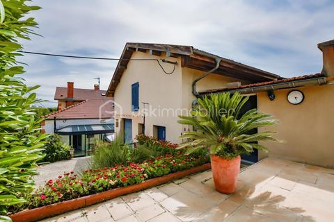   Maison de Ma�tre - 7 pi�ces - 184m� Propri�t�/ch�teau - 7 pi�ce(s) - 180 m�