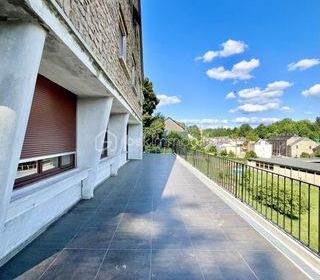  Propri�t�/ch�teau � vendre 11 pi�ces 300 m�