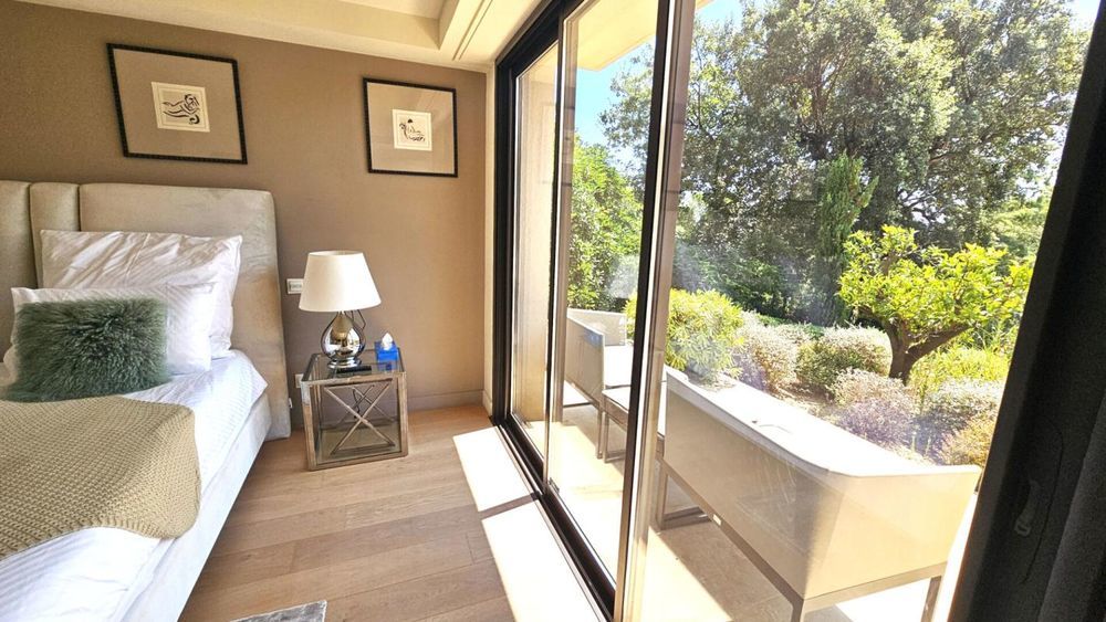 � vendre  Propri�t�/ch�teau Grimaud (83310)