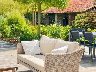  Propri�t�/ch�teau � vendre 15 + pi�ces 690 m�