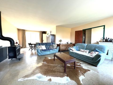   Pavillon de 5 pi�ces (4 chambres) sur terrain de 1340 m� � PONTCARRE (77) Maison - 5 pi�ce(s) - 148 m�