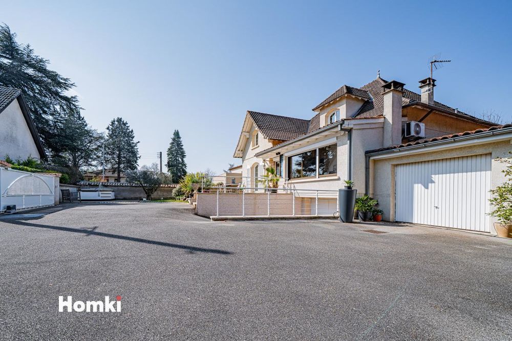 � vendre  Maison Meyzieu (69330)