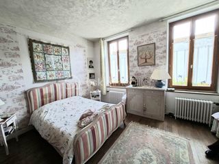  Propri�t�/ch�teau � vendre 7 pi�ces 358 m�