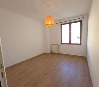  Appartement � vendre 5 pi�ces 145 m�
