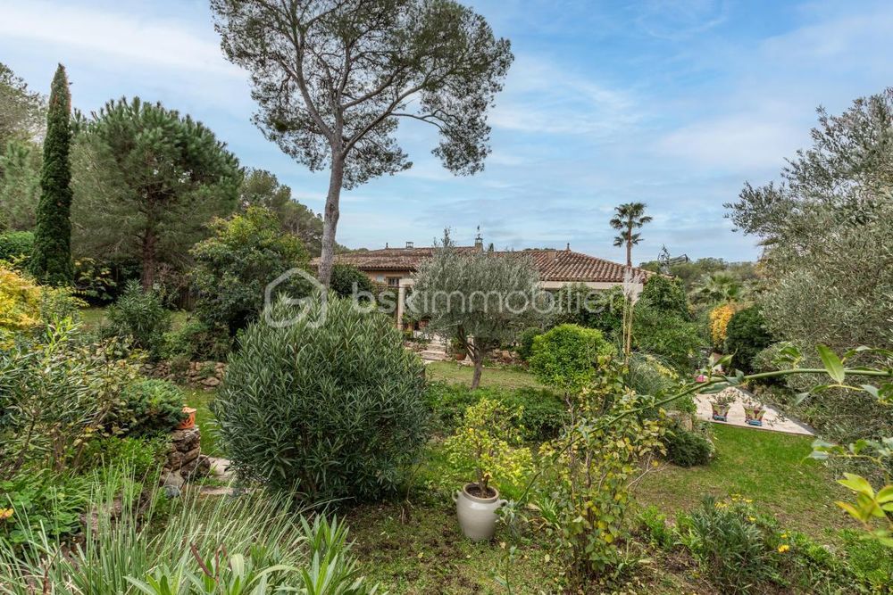 � vendre  Maison Saint-Rapha�l (83700)