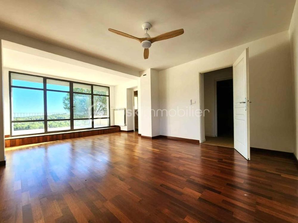 � vendre  Villa P�zenas (34120)