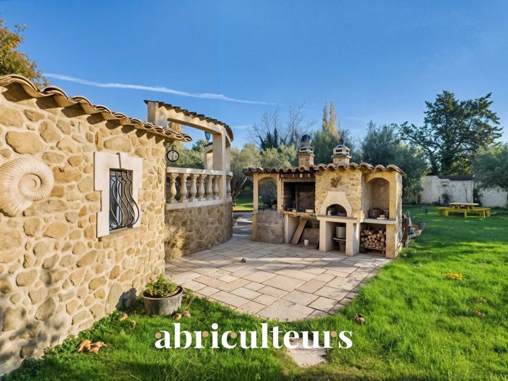 � vendre  Maison Lauris (84360)