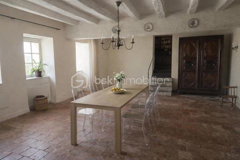   MAISON DE BOURG / FAMILIAL / GITE Maison - 8 pi�ce(s) - 317 m�