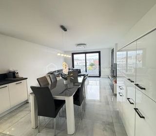  Appartement � vendre 4 pi�ces 98 m�